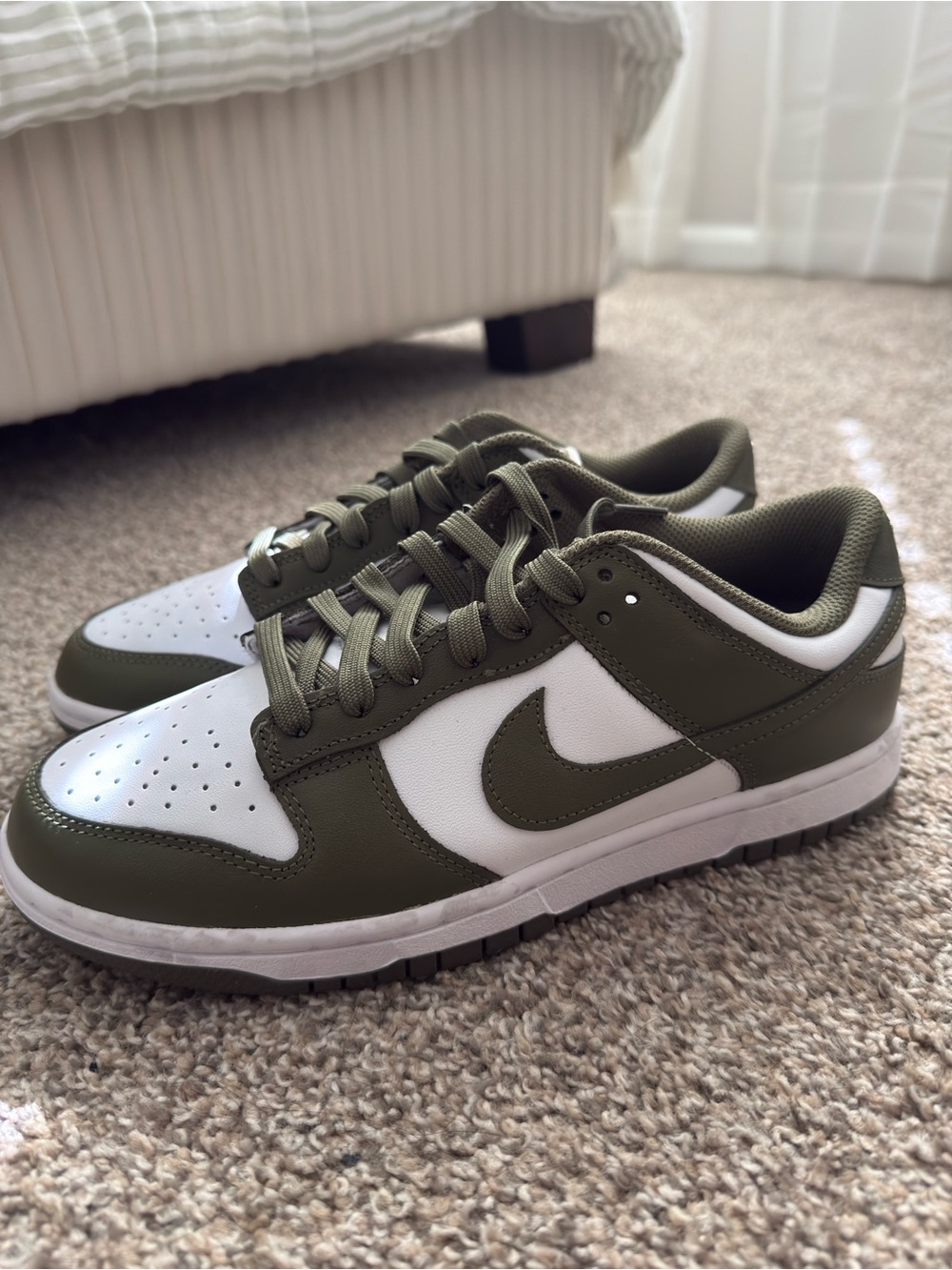 Nike Dunk Low Woman’s White and Olive Green Sneakers - Picture 5 of 8